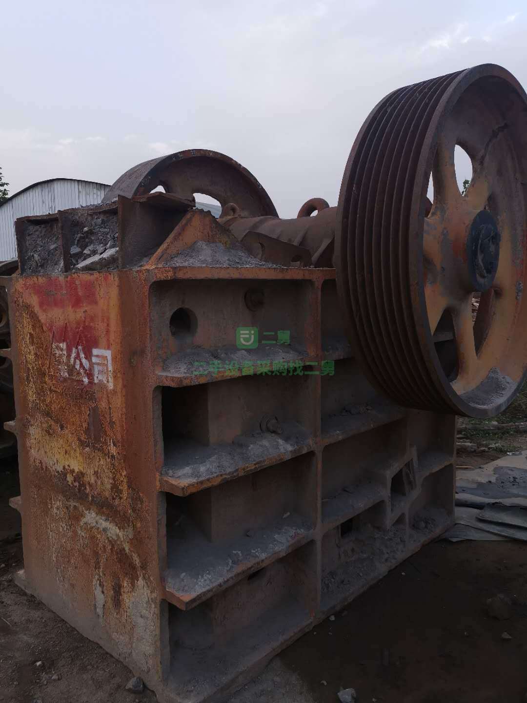 出售600/900破碎機(jī)，帶電機(jī)6.8萬