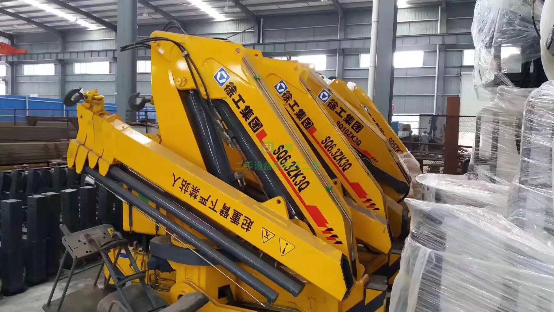 出售二手的九成新的徐工、東風隨車吊