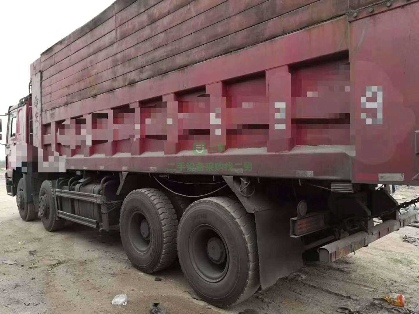 14年底7.6米精品電噴豪沃自卸車低價出售