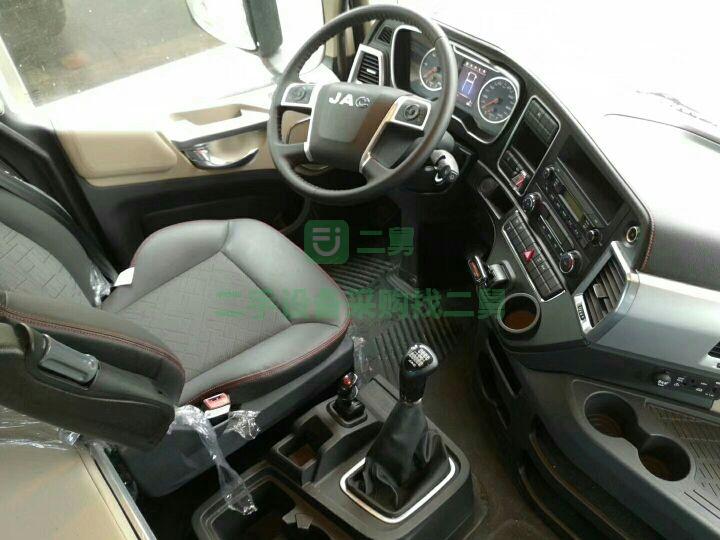 出售跨越k7，510馬力康明斯發動機ZF16檔變速箱牽引車