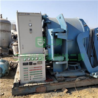 化工廠倒閉出售二手九成新1450離心機