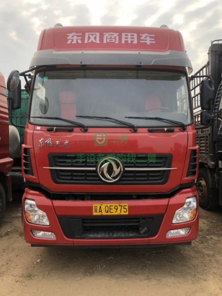 出售一年整東風天龍450雙驅牽引車  帶全保險