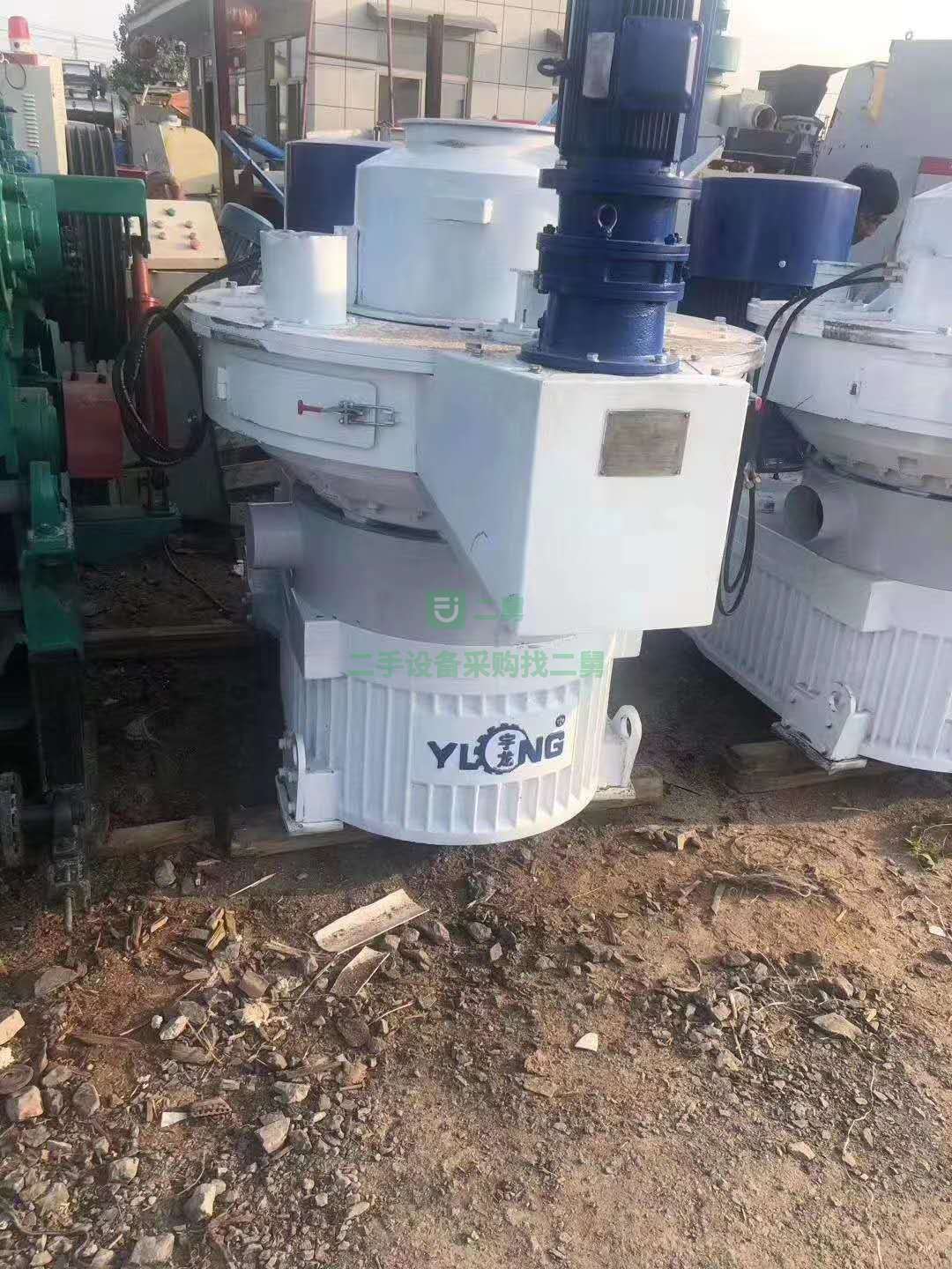 出售2018年的宇龍二手木屑顆粒機，型號560
