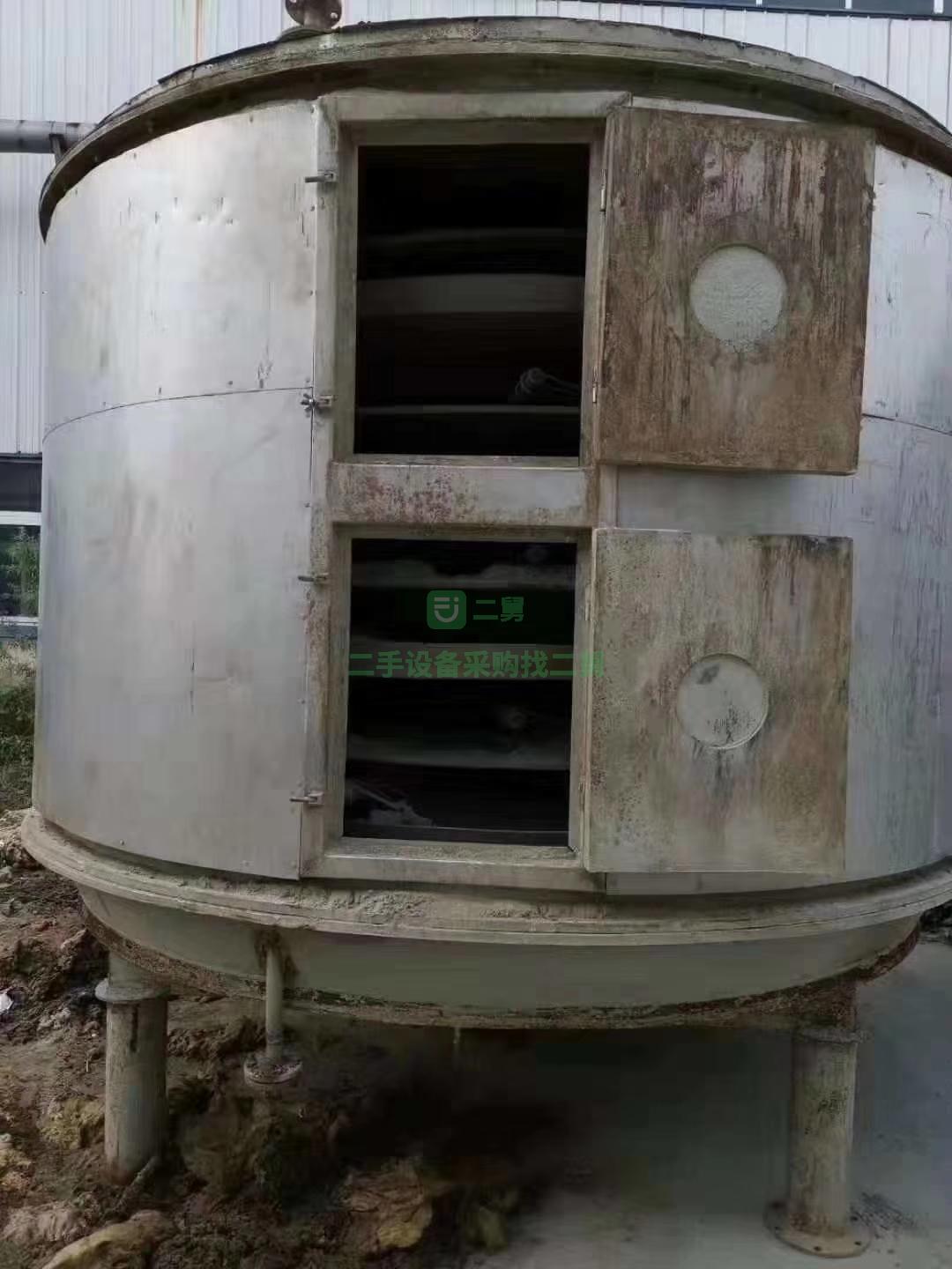 出售二手的小型化工廠內3臺60平方盤式干燥機