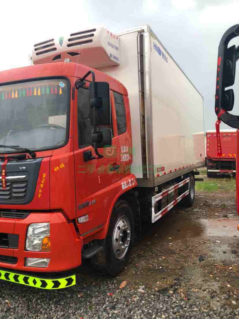 出售二手的九成新的東風天錦210馬力冷藏車