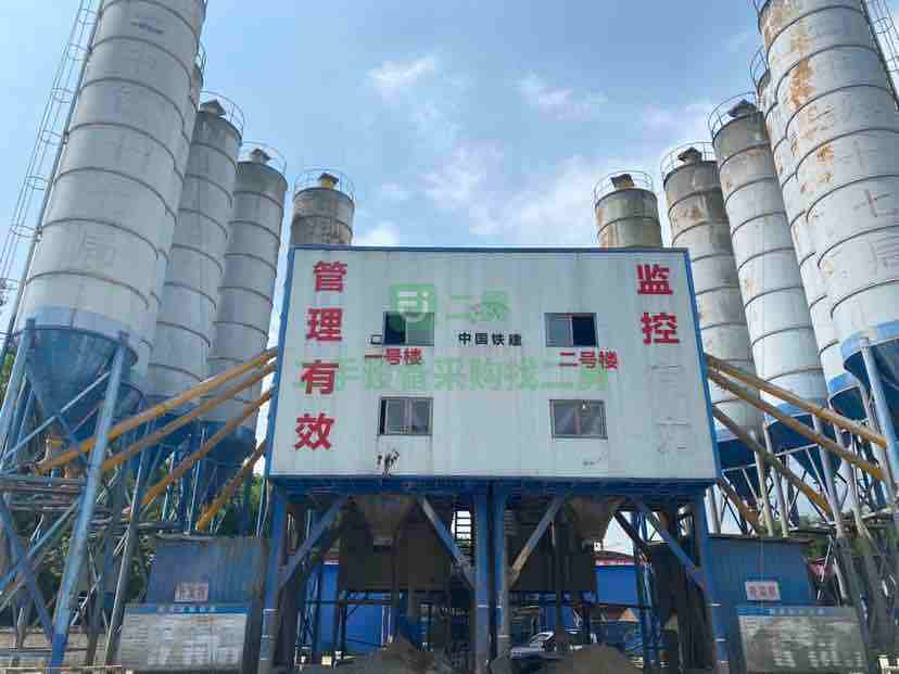 出租二手的九成新的精品雙120攪拌站