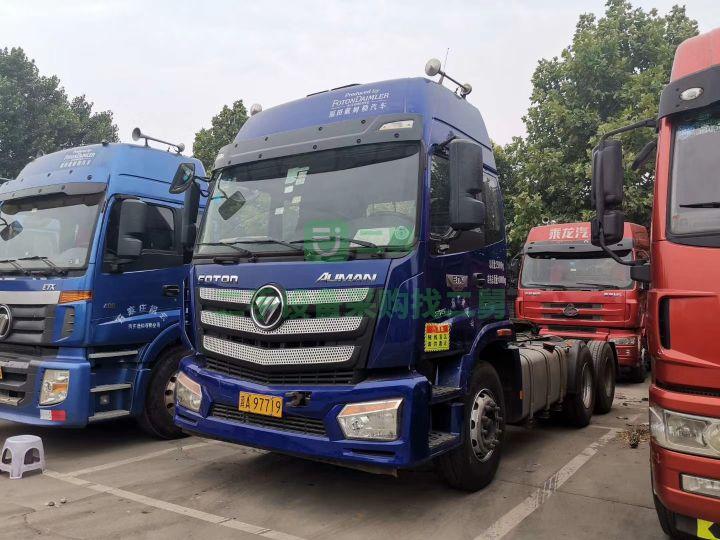 出售二手的18年6月歐曼375馬力牽引車  濰柴發動機