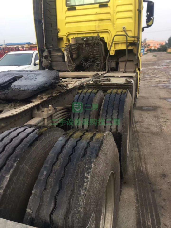 出售二手的兩年整全保險汕德卡440馬力運輸車