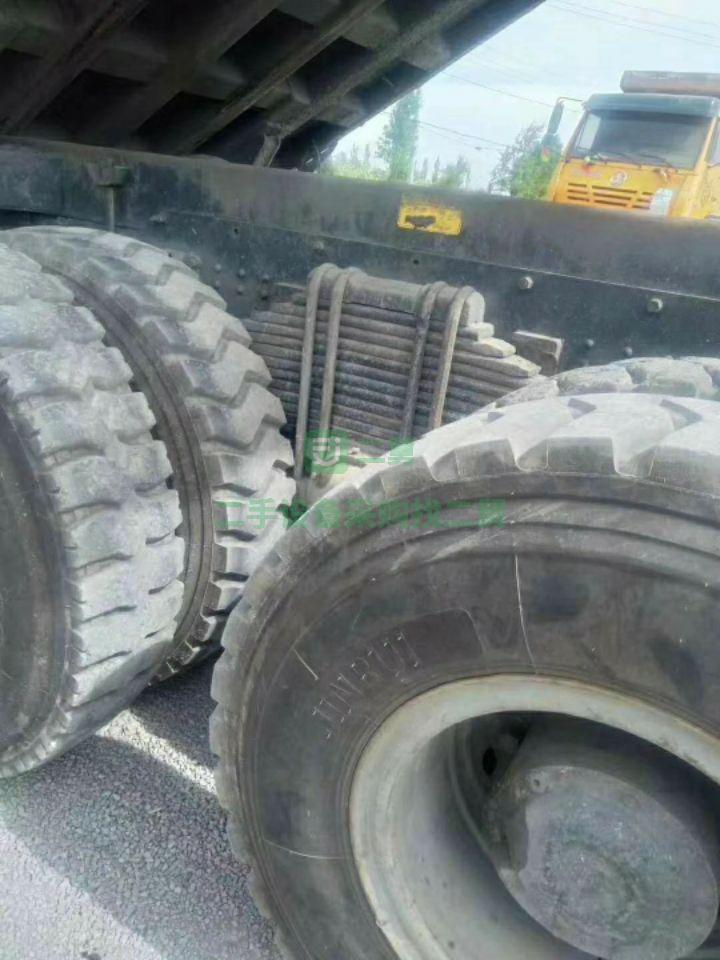 出售二手的七成新的德龍F3000土方車380馬力