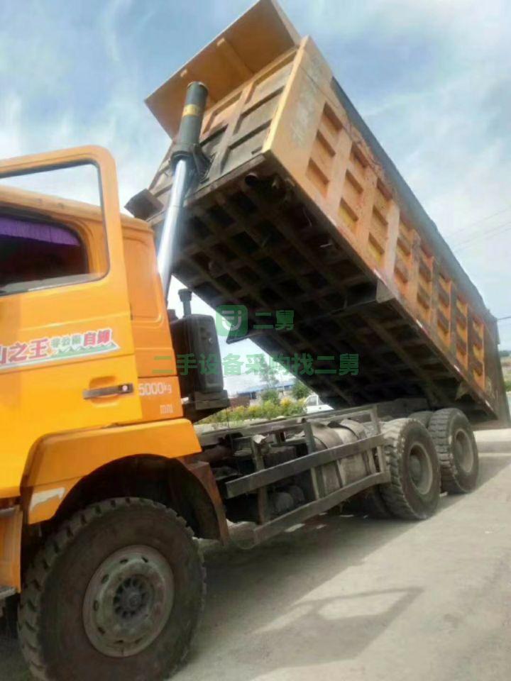 出售二手的七成新的德龍F3000土方車380馬力
