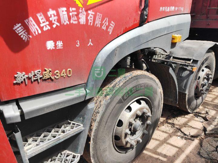 濰柴340新悍威牽引車出售，13年7月的車