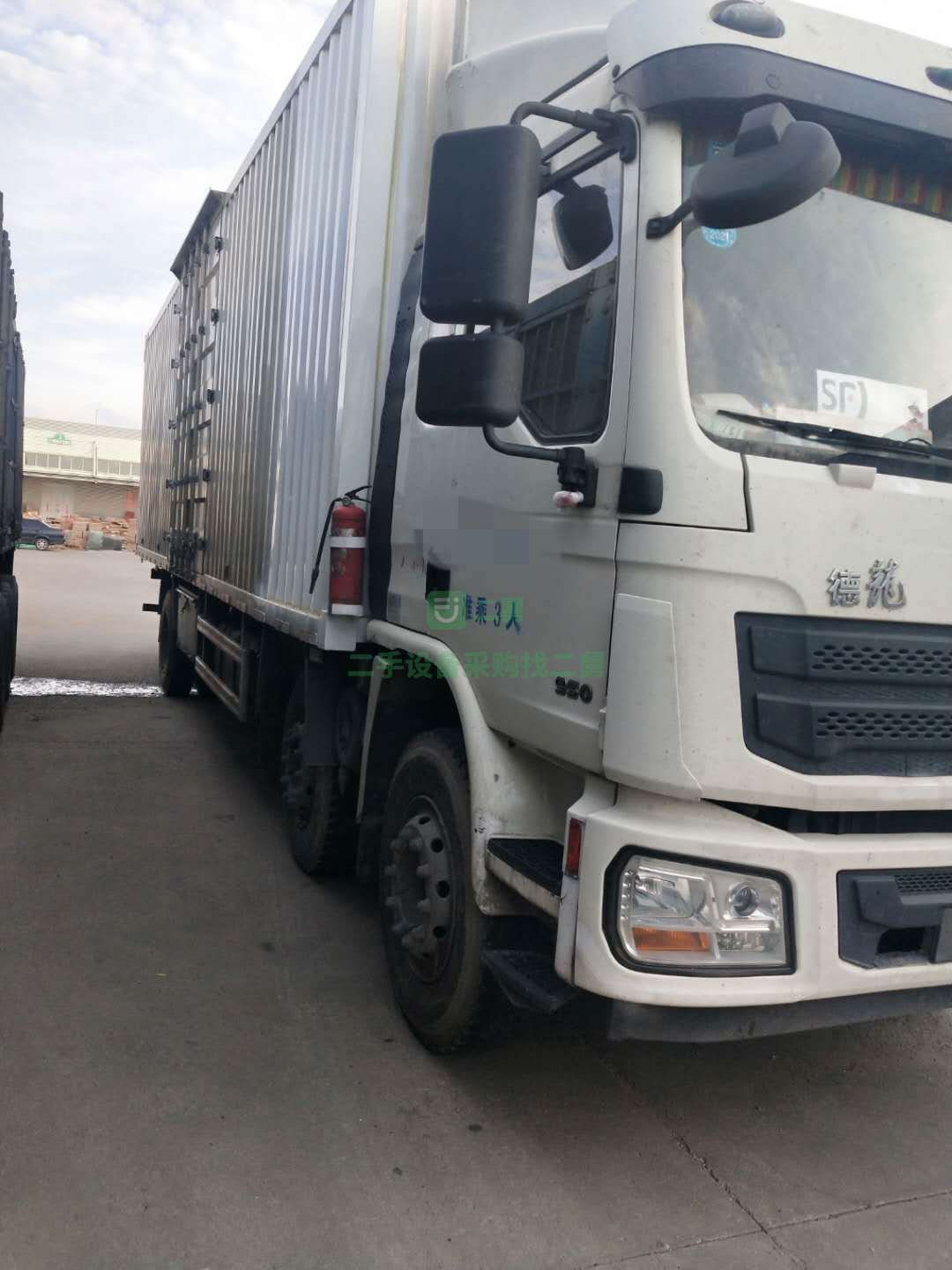 2臺(tái)2臺(tái)國(guó)五排放運(yùn)輸車出售，2年整交強(qiáng)險(xiǎn)勾六2400馬力