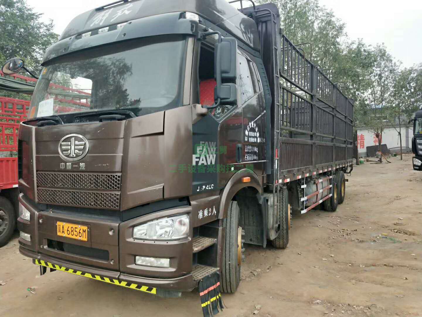 出售一臺J6前四后八貨車，420馬力