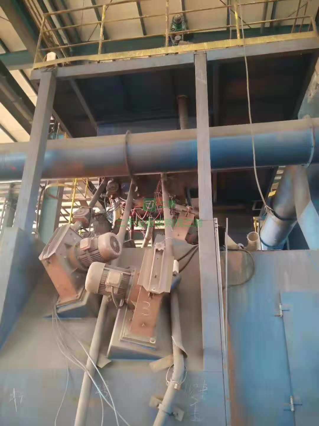 處理青島雙星產通過式拋丸機，設備開口3米寬*1.5米高，12個7.5KW拋頭