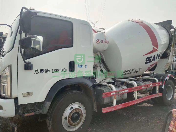 轉讓一臺國五三一單橋攪拌車
