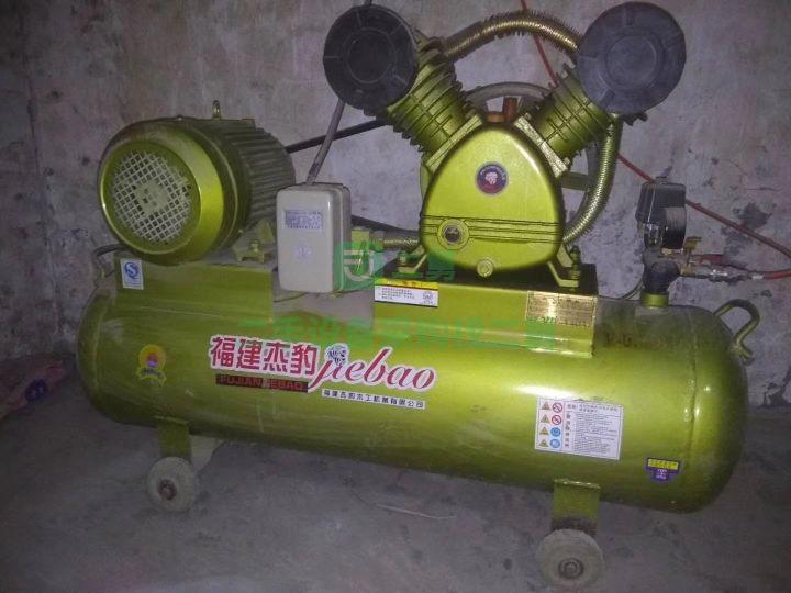 出售九成新的恒源1880復卷機半自動一條線