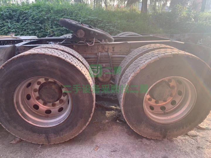 急售幾臺(tái)德龍新M牽引車(chē)車(chē)況好