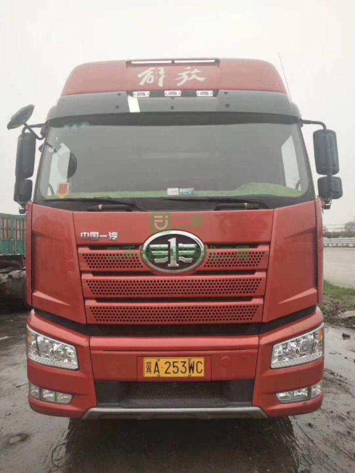 轉讓解放J6P420牽引車 一年整帶全保險