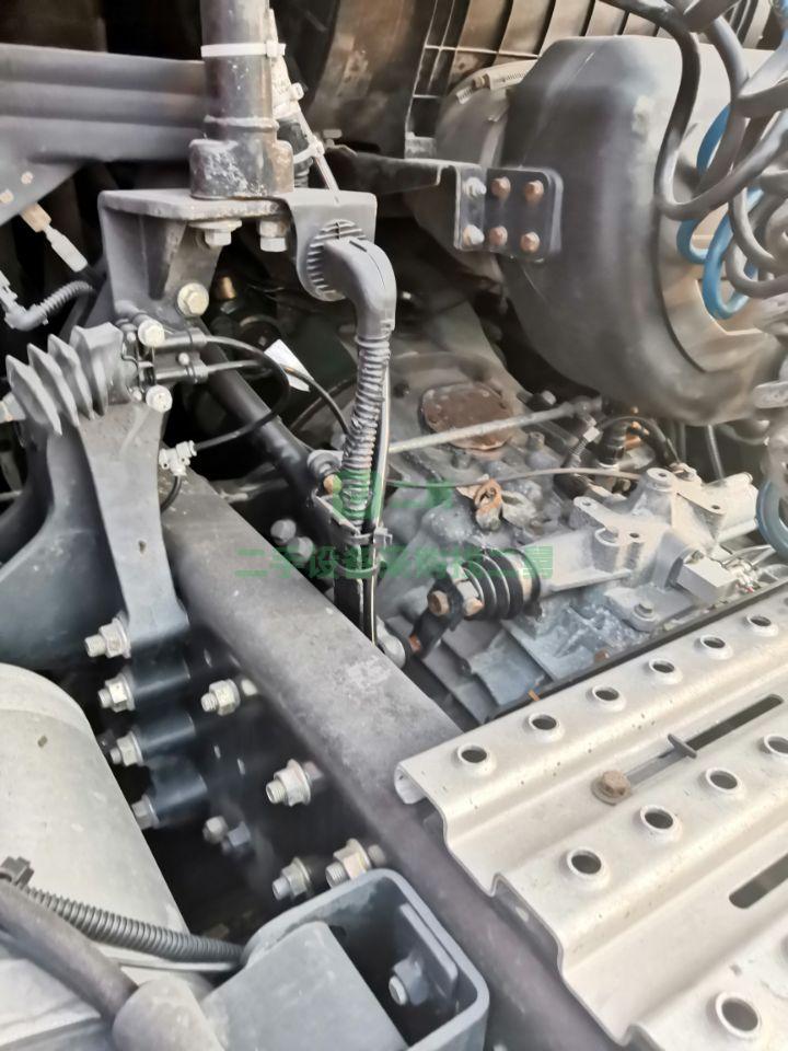 急售八成新的解放牽引車領航460新款