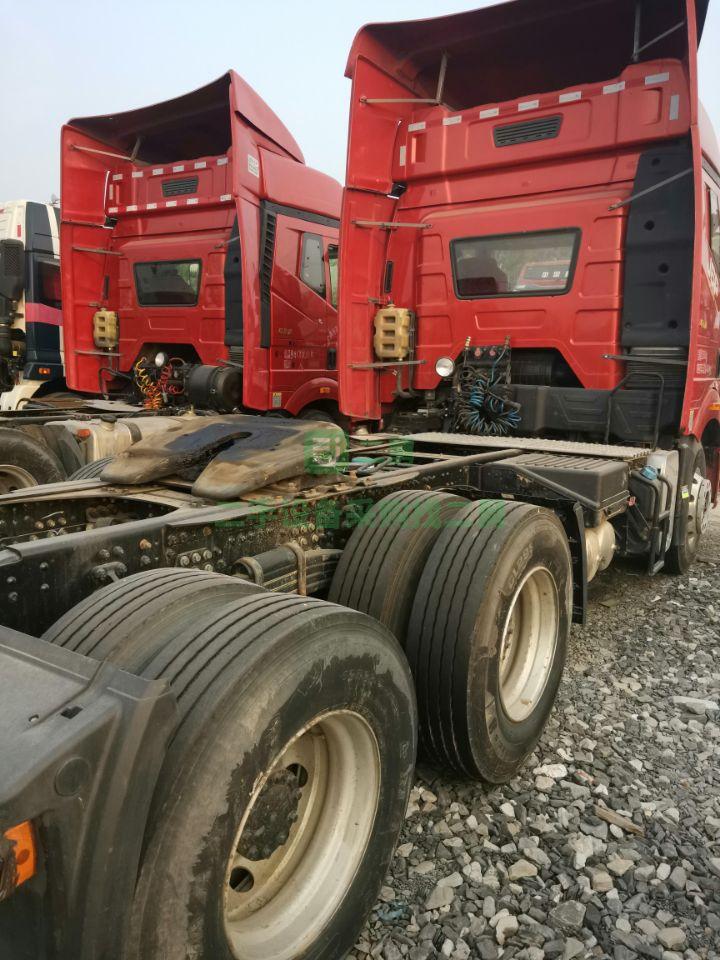 急售八成新的解放牽引車領航460新款