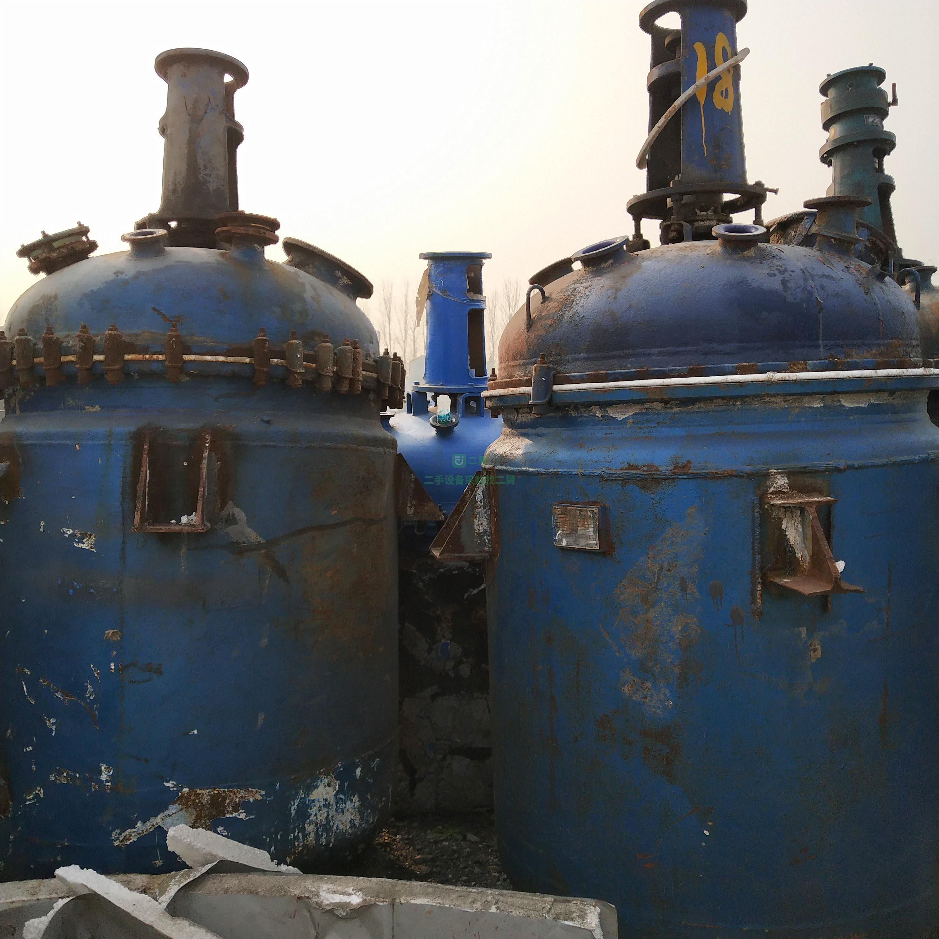 出售二手不銹鋼反應釜、隔膜壓濾機、蝶式離心機