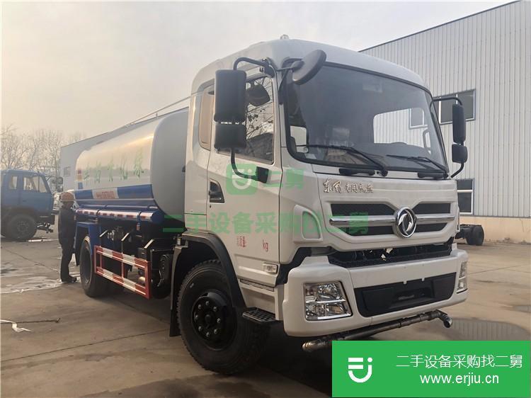 出售湖北東風(fēng)12方二手灑水車(chē)