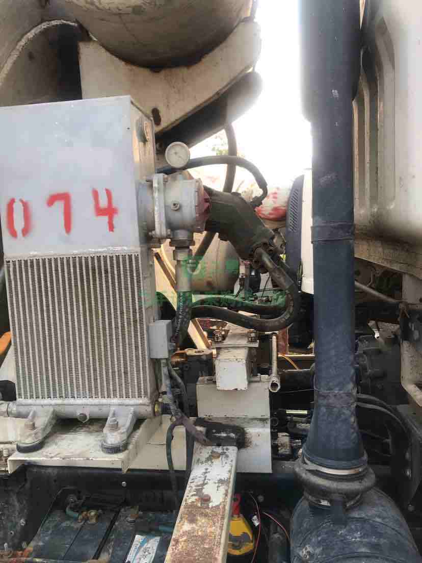 出售17年無手續時代7方攪拌車，153后橋進口減速機