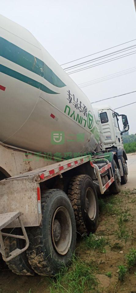 出售豪沃凌宇輕量化前四后八大12方攪拌車