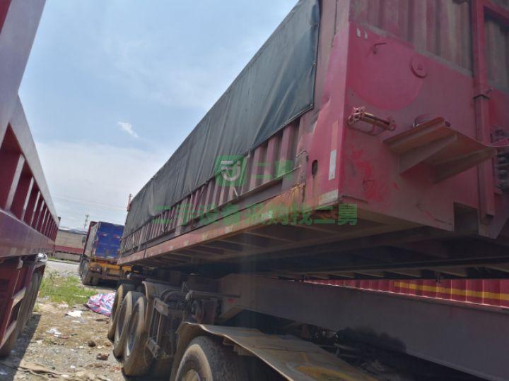 急售 一臺解放JH6國五牽引車，帶半掛車一套帶輕量化得板正
