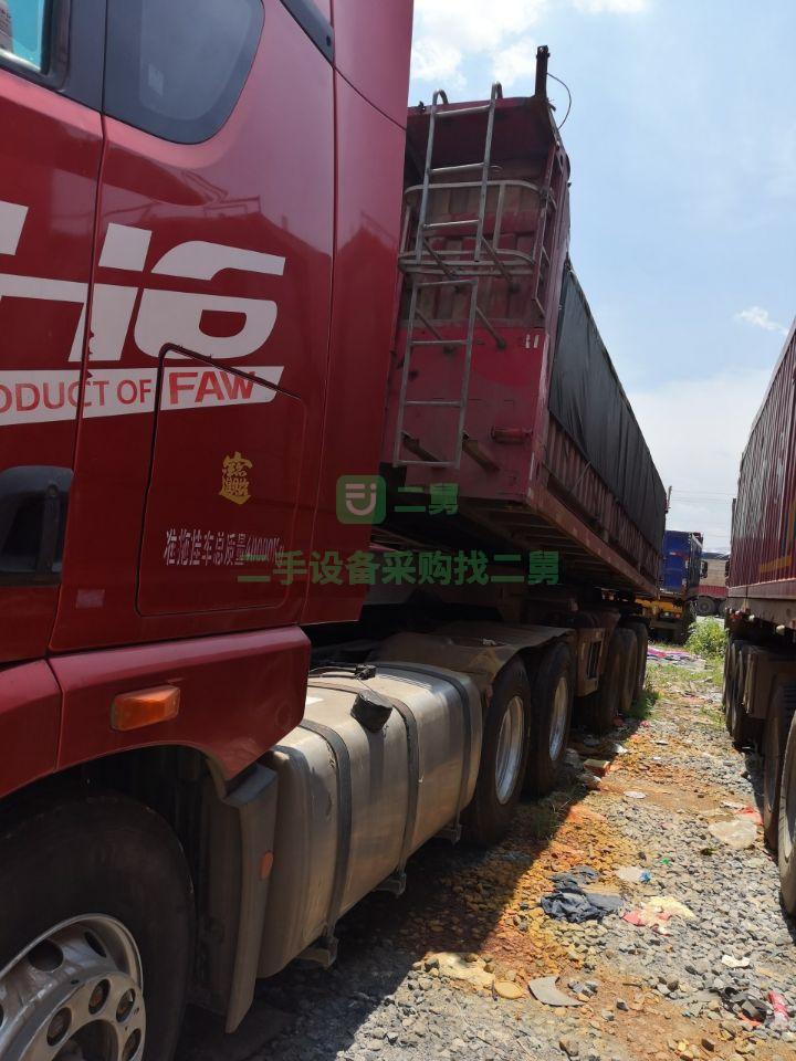 急售 一臺解放JH6國五牽引車，帶半掛車一套帶輕量化得板正