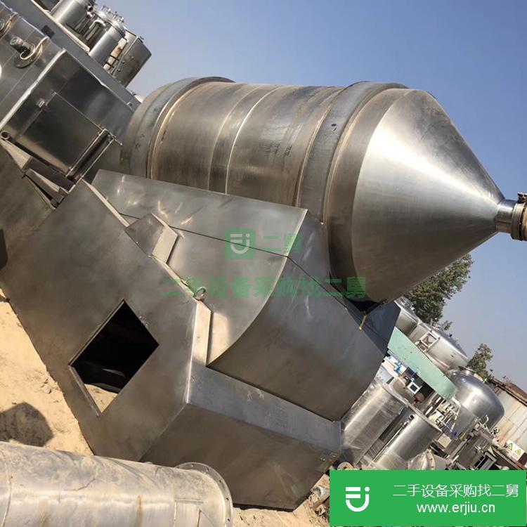 山東出售二手不銹鋼運(yùn)動(dòng)混合機(jī)