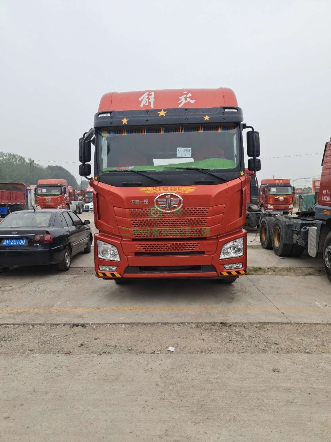19年2月份解放JH6牽引車，國五排放，雙驅(qū)輕體，430馬力，濰柴動力