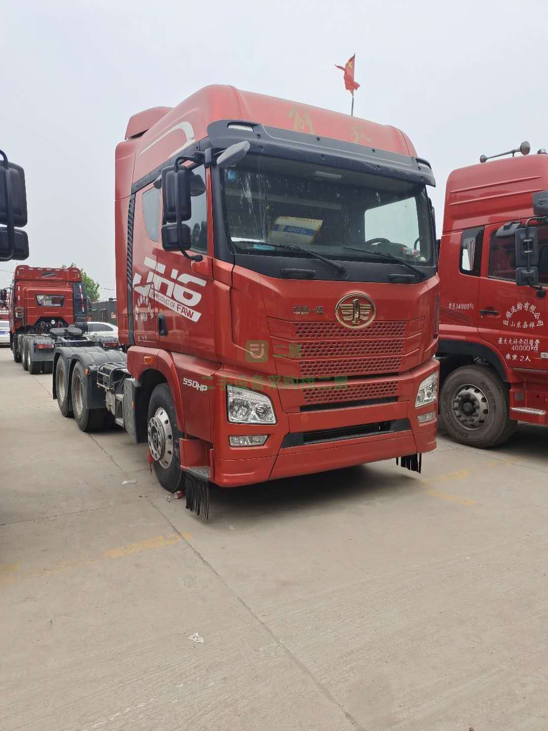 出售解放JH6牽引車，國(guó)五排放，雙驅(qū)輕體，550馬力，濰柴動(dòng)力