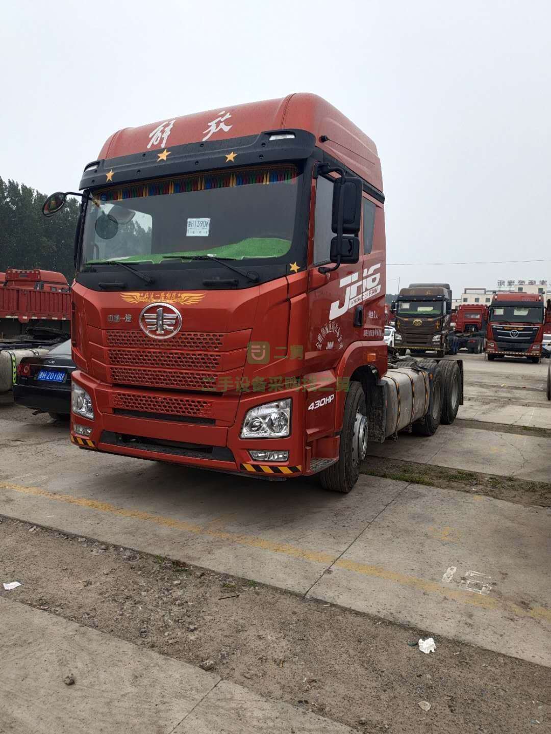 19年2月份解放JH6牽引車，國五排放，雙驅(qū)輕體，430馬力，濰柴動力