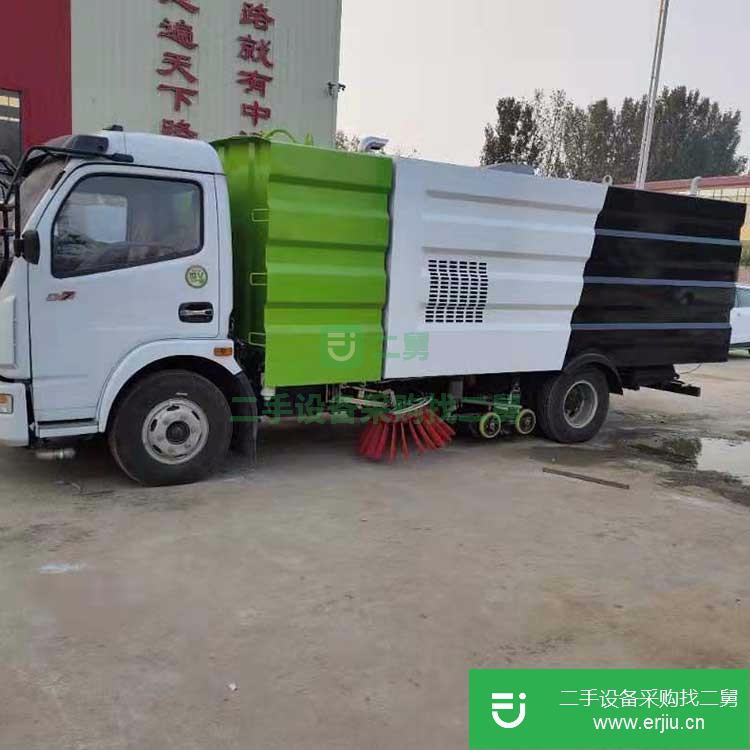 山東出售二手干濕兩用大型多功能掃路車