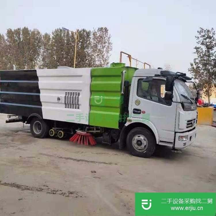 山東出售二手干濕兩用大型多功能掃路車