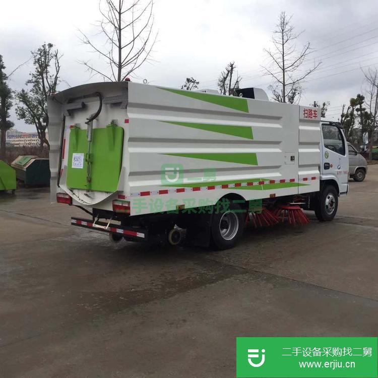 山東省菏澤市出售二手大型掃路車