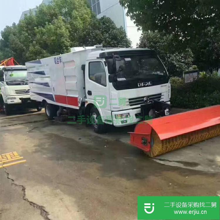 山東出售二手5噸多功能路面清掃車