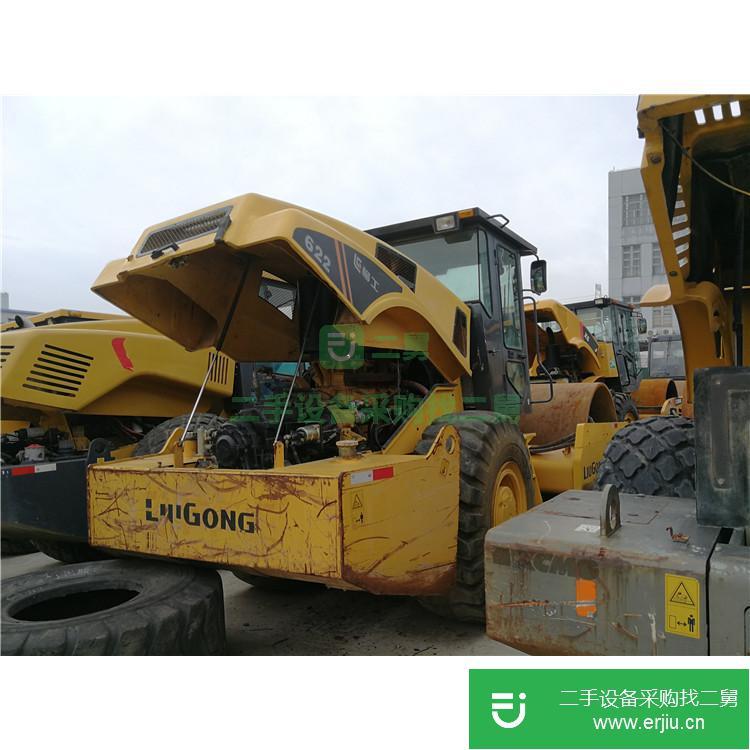 上海出售二手徐工XP301膠輪壓路機(jī)