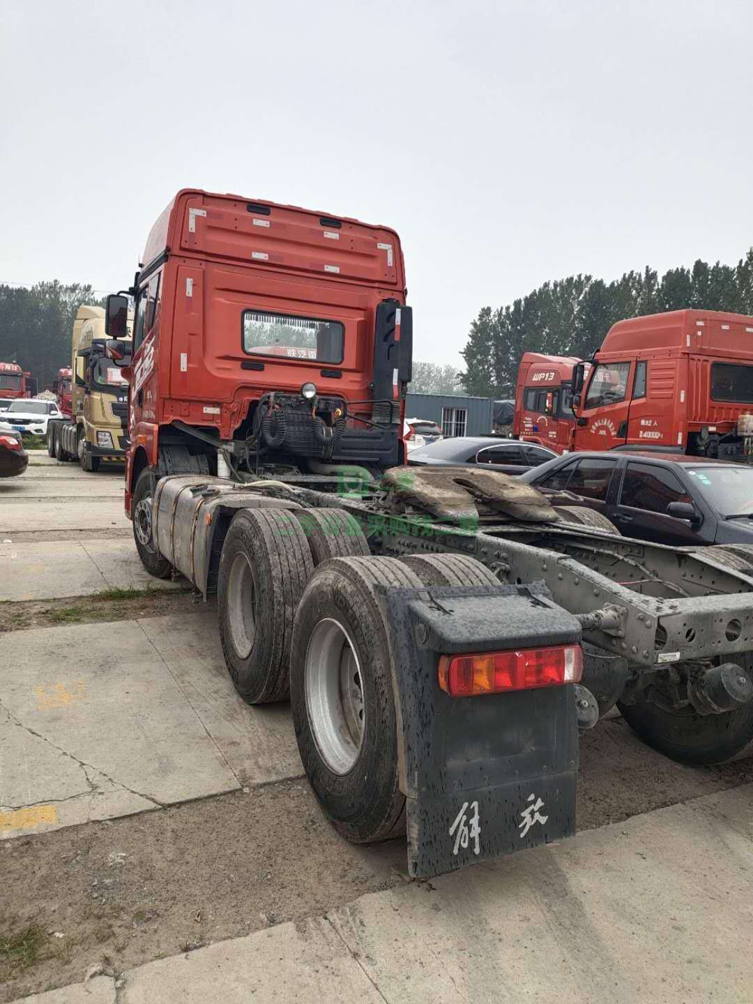 19年2月份解放JH6牽引車，國五排放，雙驅(qū)輕體，430馬力，濰柴動力