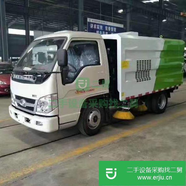 出售山東二手大型掃路車 九成新