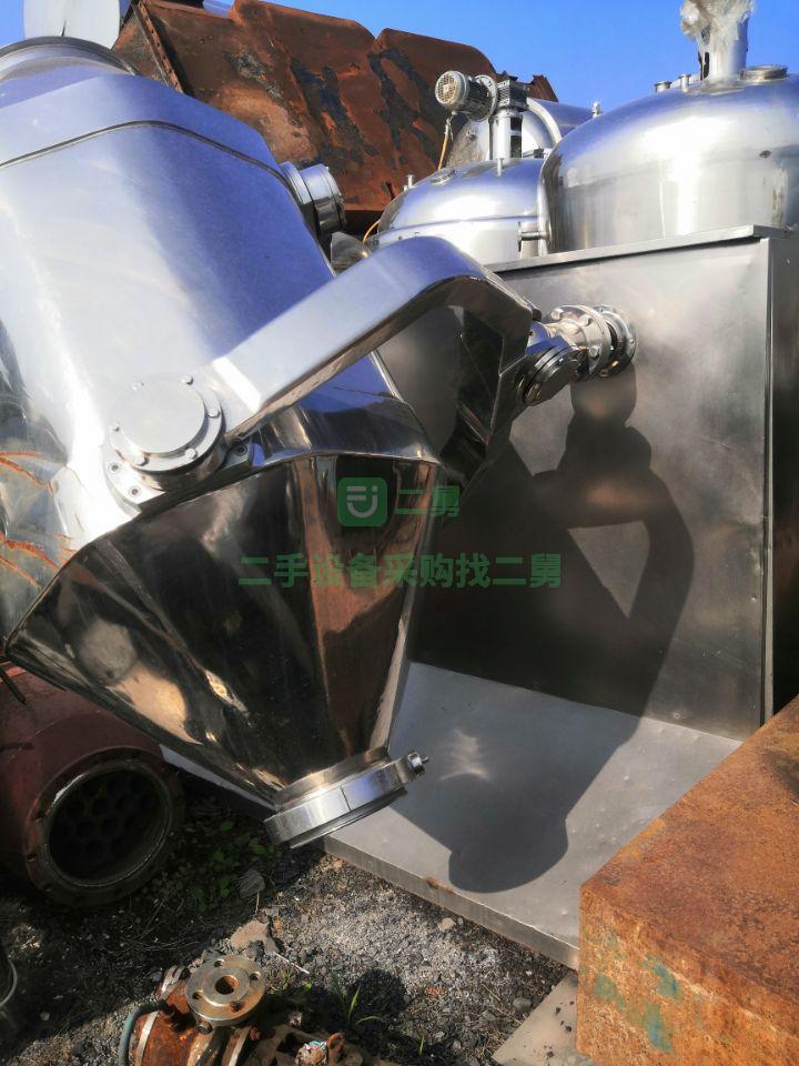 出售二手九成新的三維混合機