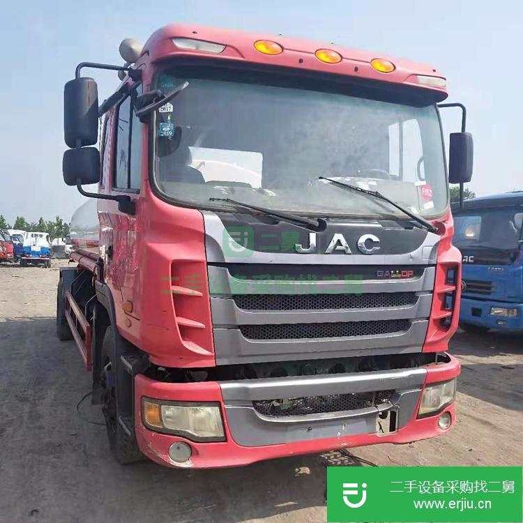 山東出售二手環(huán)保灑水車