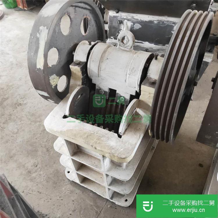 河南鄭州出售二手石料專用鄂式粉碎機