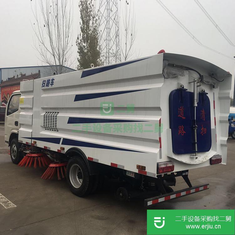 山東出售二手大型清掃吸塵多功能掃路車