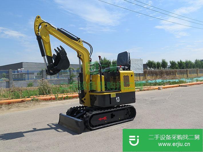 山東出售二手小型多功能挖掘機(jī)
