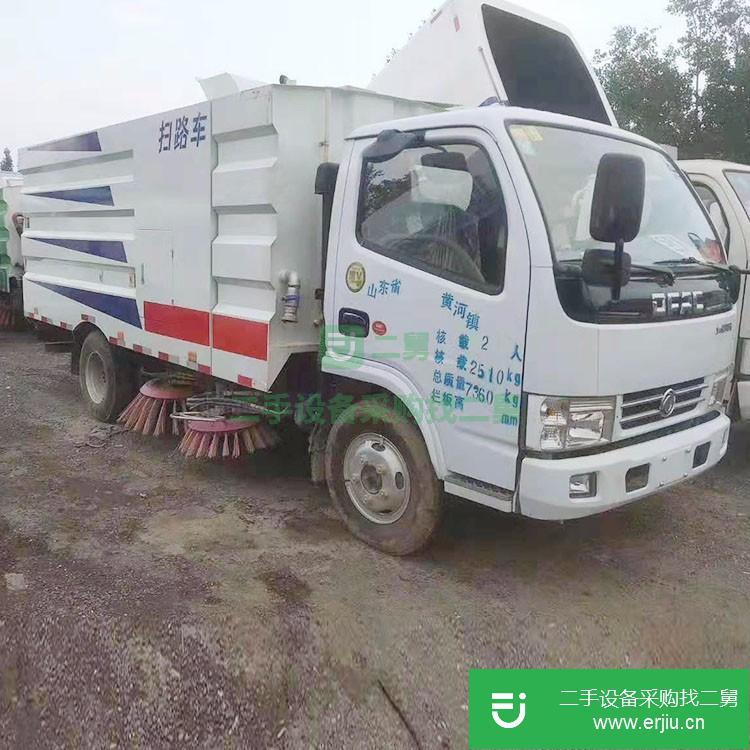 山東濟寧出售二手大型掃路車