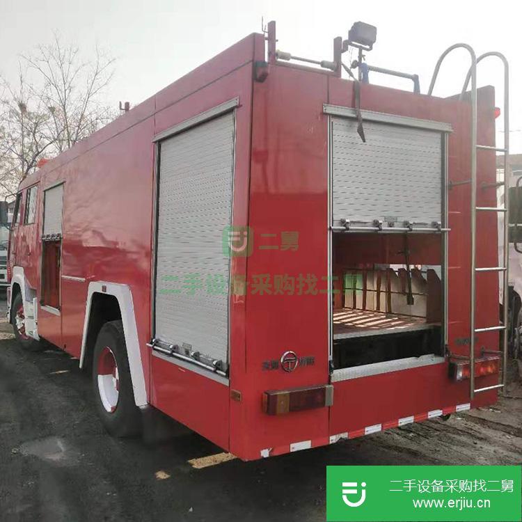 山東濟寧出售二手小型路面噴灑消防車