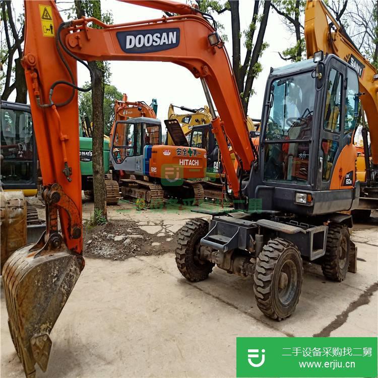 上海出售二手DX60輪胎挖掘機