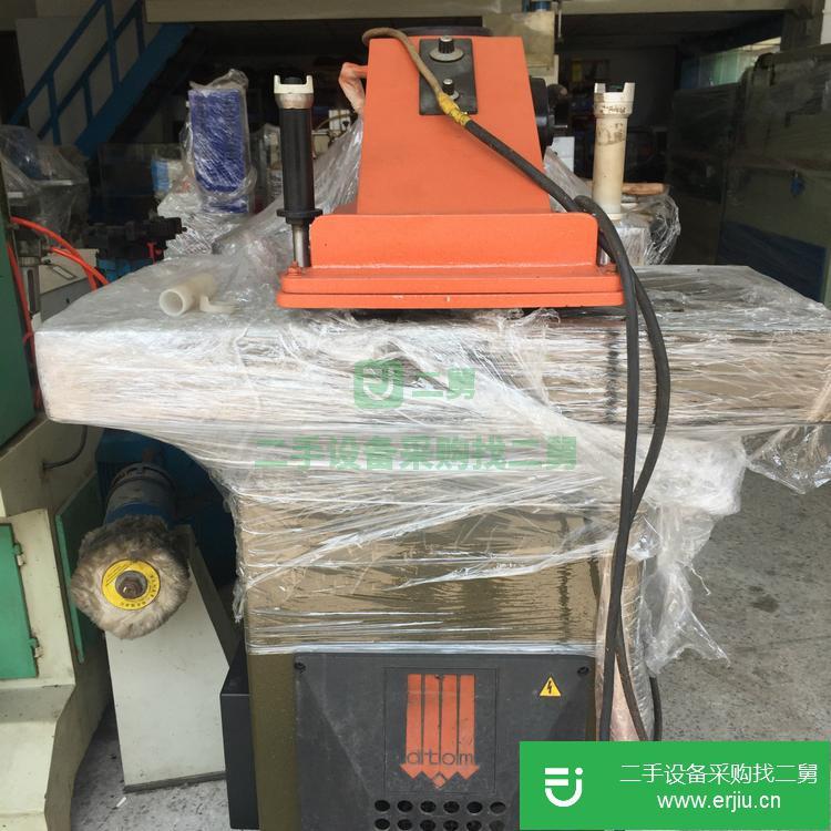 廣東出售二手阿通搖臂裁斷機(jī)